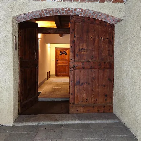 Hostdomus -flower Loft * Cesana Torinese