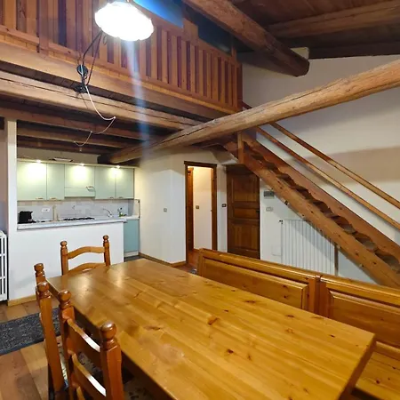 Appartement Hostdomus -flower Loft